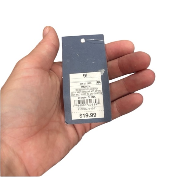 Universal Thread‎ Tan Knotted Sandals - Picture 3 of 3